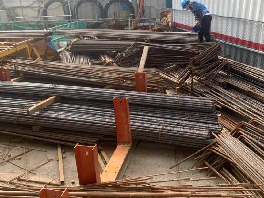 Thu gom phế liệu nhà xưởng tại khu công nghiệp Thuận An